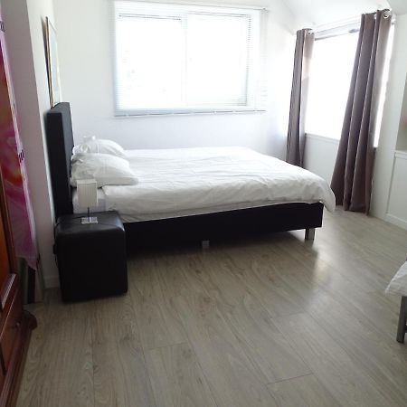 Guesthouse Wormer Luaran gambar